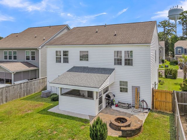 1009 Mossy Rock Drive, Summerville, SC 29485