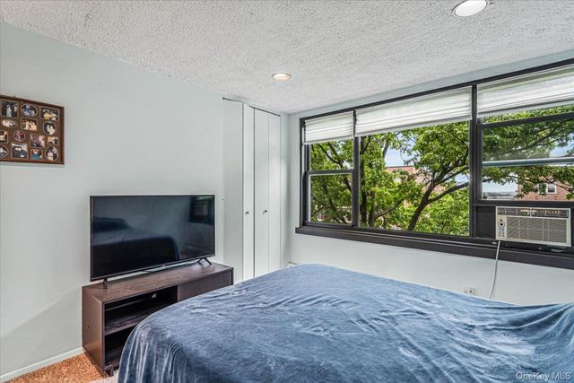 162-10 Powells Cove Boulevard 7D, Beechhurst, NY 11357