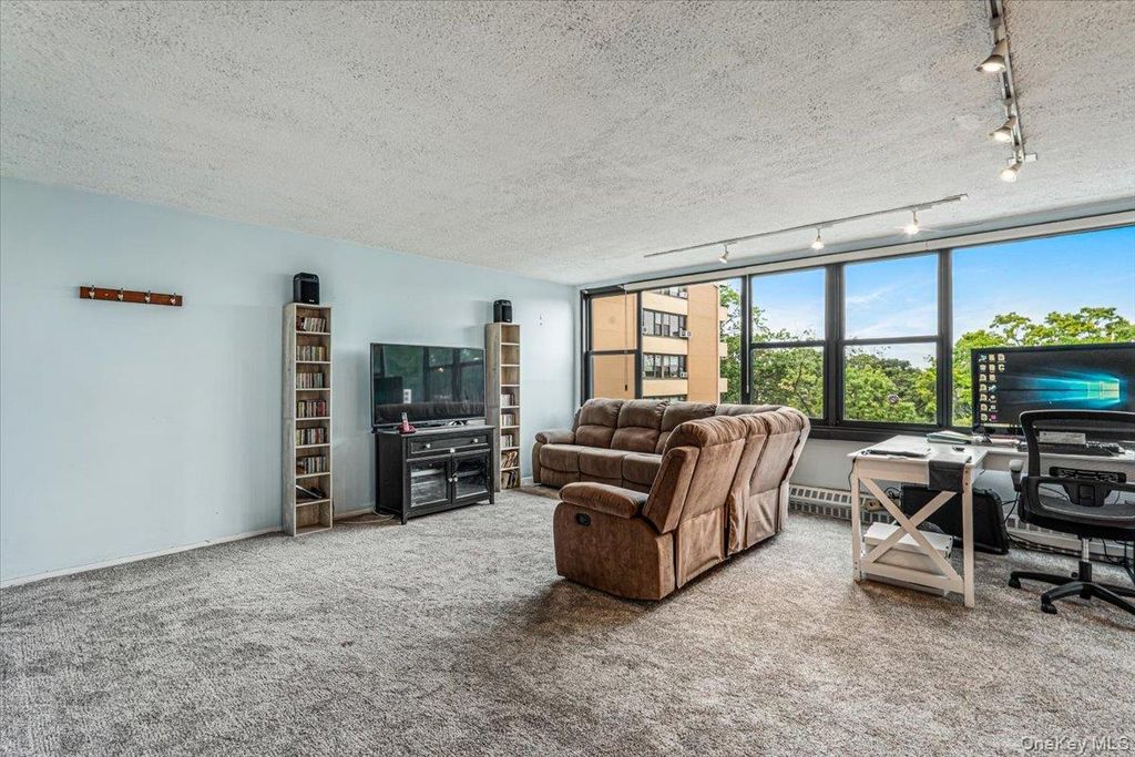 162-10 Powells Cove Boulevard 7D, Beechhurst, NY 11357 — photo 4