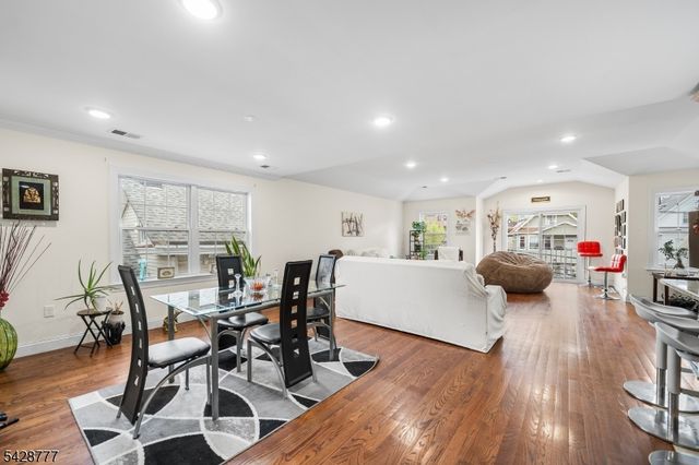 117 Sayre St, Elizabeth City, NJ 07208