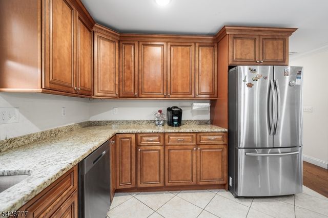117 Sayre St, Elizabeth City, NJ 07208