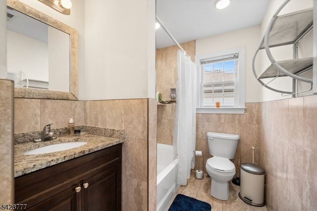 117 Sayre St, Elizabeth City, NJ 07208