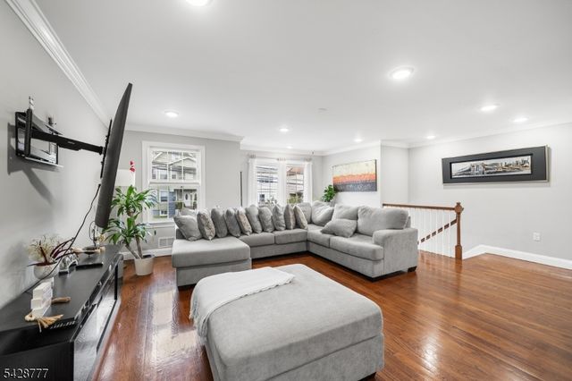 117 Sayre St, Elizabeth City, NJ 07208