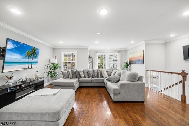 117 Sayre St, Elizabeth City, NJ 07208