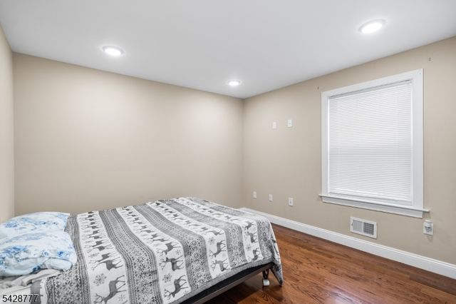 117 Sayre St, Elizabeth City, NJ 07208
