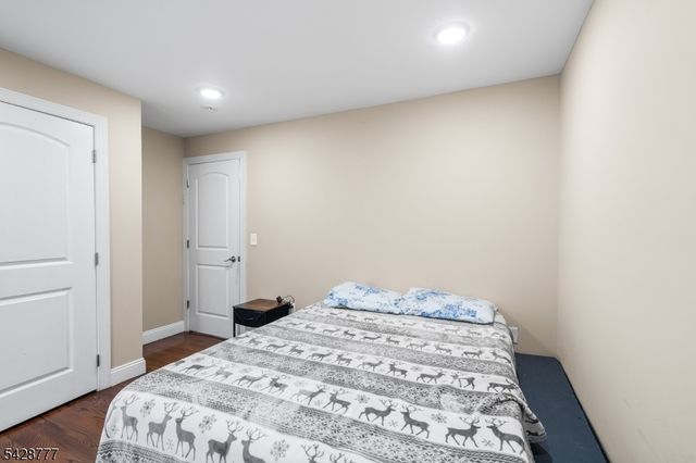 117 Sayre St, Elizabeth City, NJ 07208