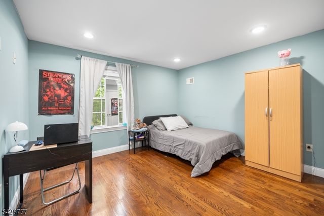 117 Sayre St, Elizabeth City, NJ 07208