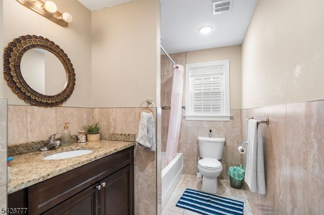 117 Sayre St, Elizabeth City, NJ 07208