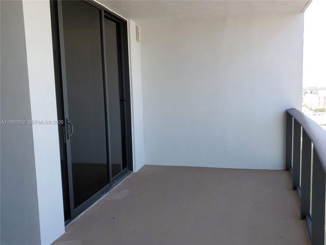 1600 NE 1st Ave 1801, Miami, FL 33132