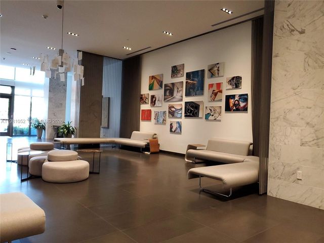 1600 NE 1st Ave 1801, Miami, FL 33132