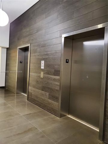 1600 NE 1st Ave 1801, Miami, FL 33132