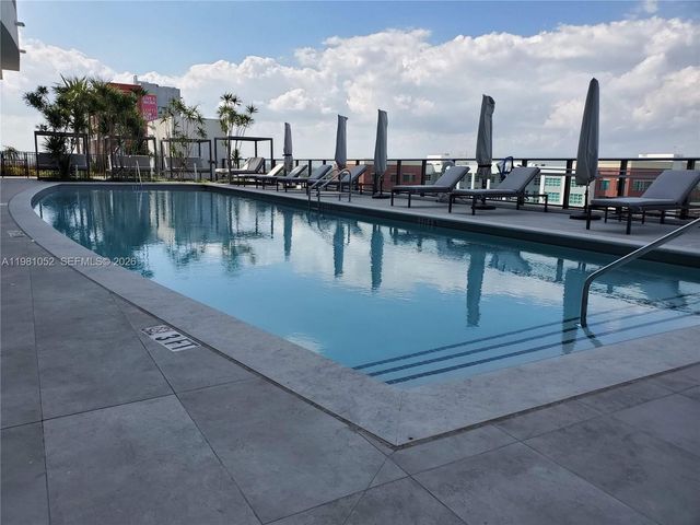 1600 NE 1st Ave 1801, Miami, FL 33132