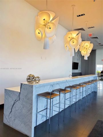 1600 NE 1st Ave 1801, Miami, FL 33132