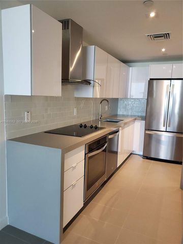 1600 NE 1st Ave 1801, Miami, FL 33132