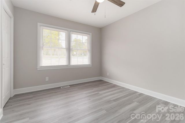 6726 Barrington Drive, Charlotte, NC 28215