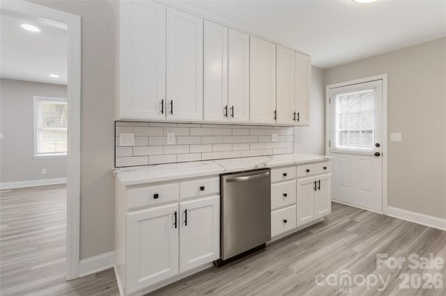 6726 Barrington Drive, Charlotte, NC 28215