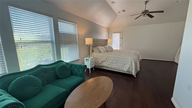 4100 Rose Spirit Street, Arlington, TX 76005