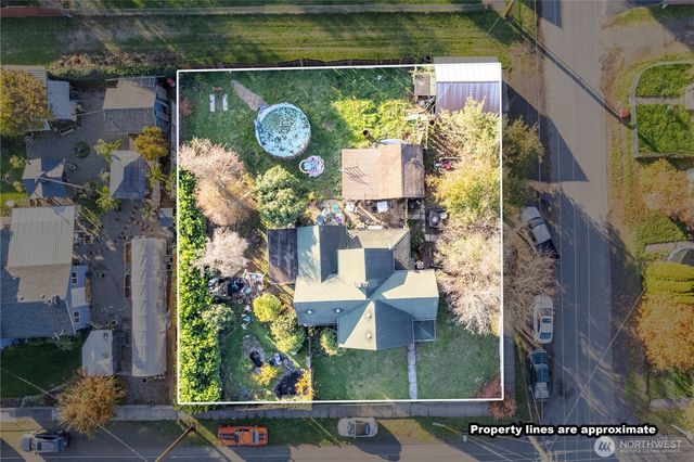 411 4th Avenue, Castle Rock, WA 98611