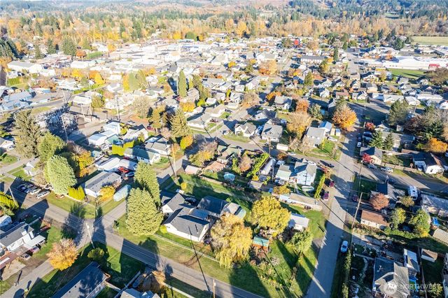 411 4th Avenue, Castle Rock, WA 98611