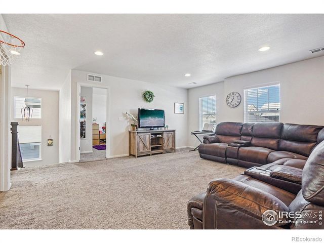 9747 Ventura Street, Commerce City, CO 80022