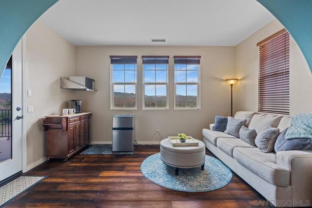 2713 Vistamonte, Escondido, CA 92027