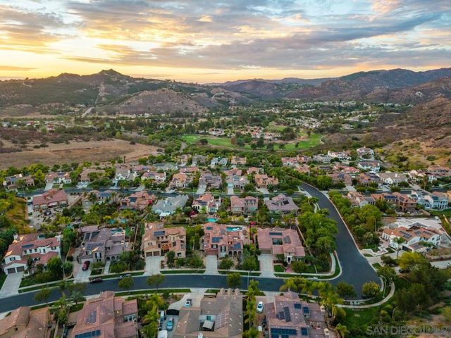 2713 Vistamonte, Escondido, CA 92027