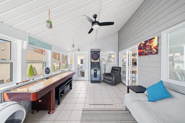 1260 Arrowhead Dr, Crossville, TN 38572