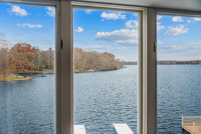 1260 Arrowhead Dr, Crossville, TN 38572