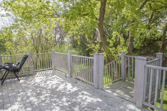 819 Spellman Street, Mount Horeb, WI 53572
