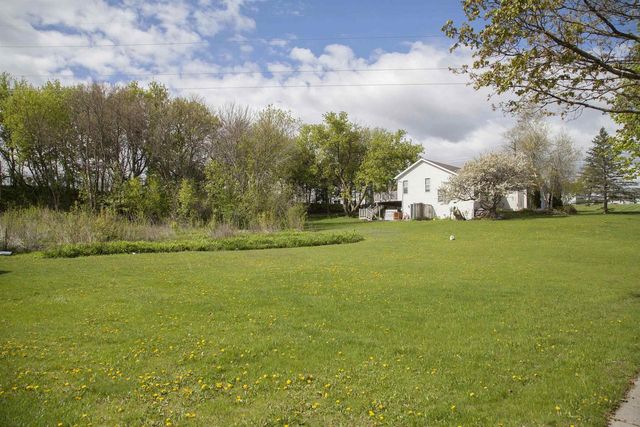 819 Spellman Street, Mount Horeb, WI 53572