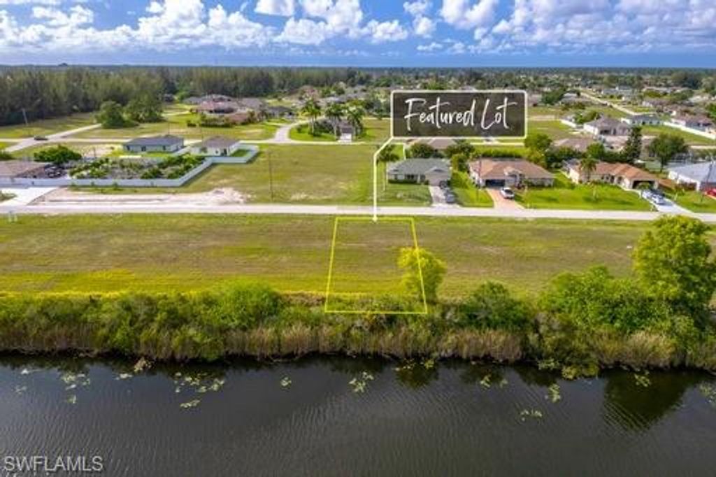 2000 NW 17th TER, CAPE CORAL, FL 33993 — photo 3