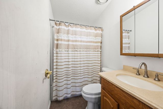 11054 Phillips Creek Road, Lowell, AR 72745