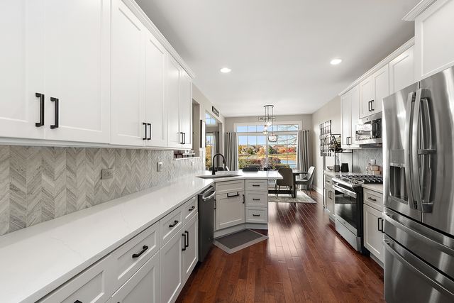 8839 Indiana Harbor Drive, Frankfort, IL 60423