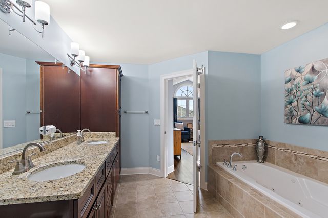 8839 Indiana Harbor Drive, Frankfort, IL 60423