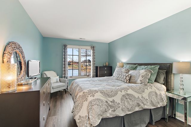 8839 Indiana Harbor Drive, Frankfort, IL 60423