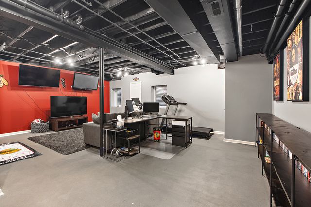 8839 Indiana Harbor Drive, Frankfort, IL 60423