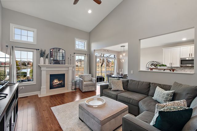 8839 Indiana Harbor Drive, Frankfort, IL 60423