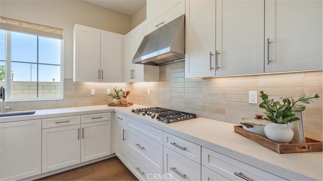 27469 Red Alder Lane, Valencia, CA 91381