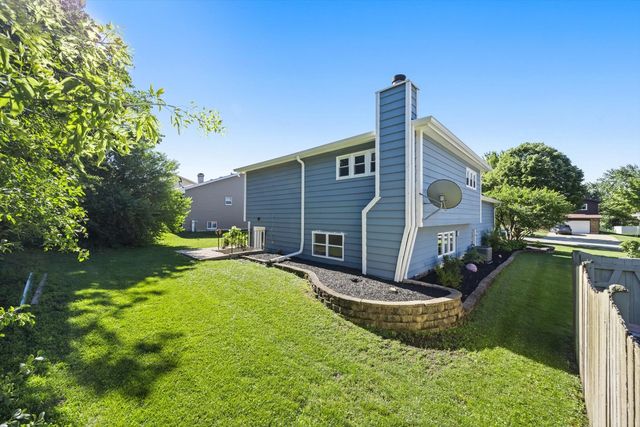 307 TERRY Lane, Bloomingdale, IL 60108