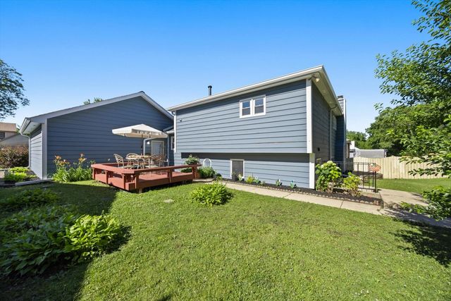 307 TERRY Lane, Bloomingdale, IL 60108