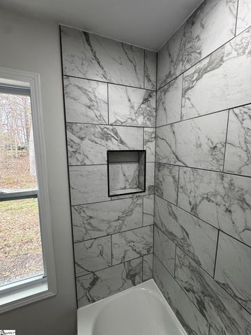 108 Oaklawn Drive, Laurens, SC 29360