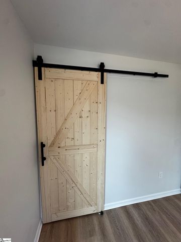 108 Oaklawn Drive, Laurens, SC 29360