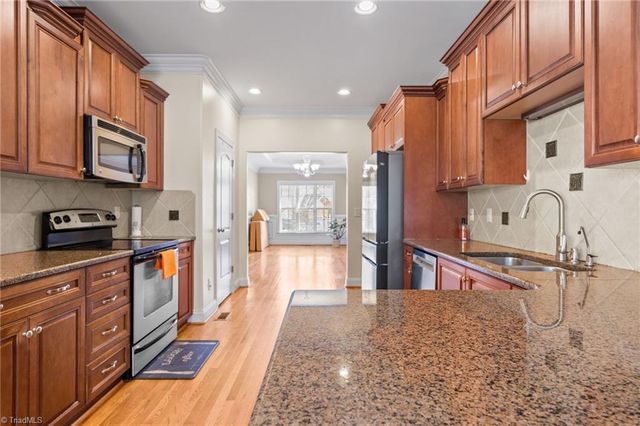 740 Clemmons Crossing Court, Clemmons, NC 27012