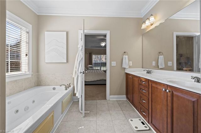 740 Clemmons Crossing Court, Clemmons, NC 27012