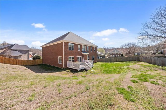 740 Clemmons Crossing Court, Clemmons, NC 27012