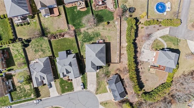 740 Clemmons Crossing Court, Clemmons, NC 27012