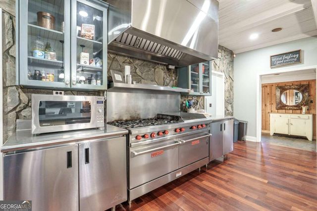 7527 Highway 326, Commerce, GA 30530