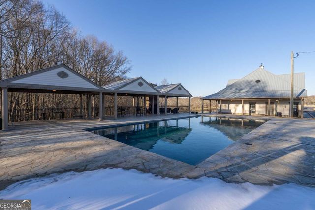 7527 Highway 326, Commerce, GA 30530