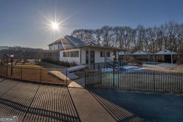 7527 Highway 326, Commerce, GA 30530