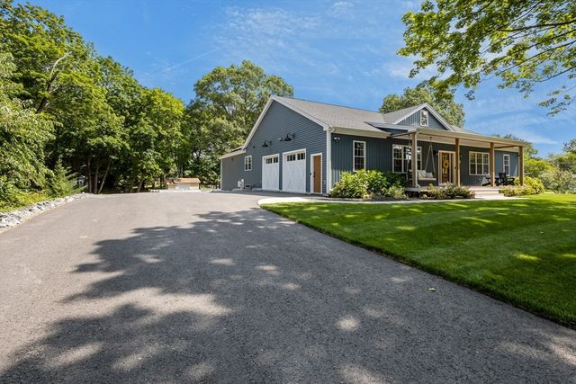 18 Willis Ave, Seekonk, MA 02771